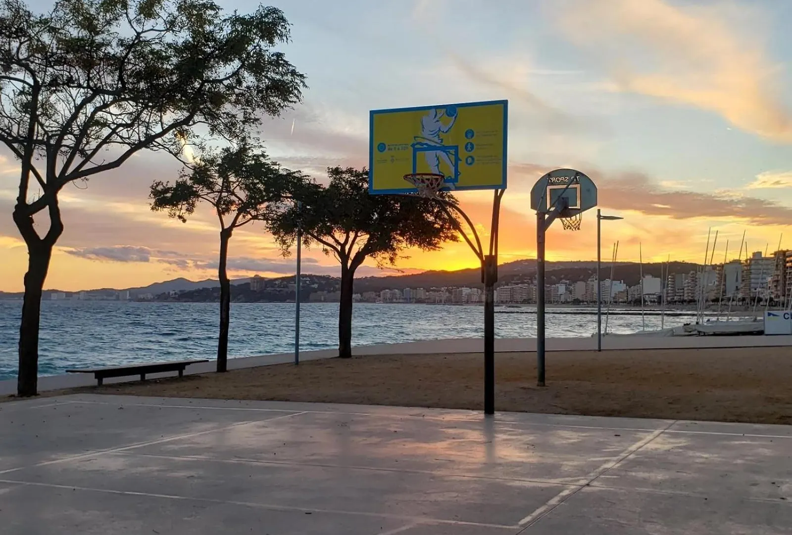 Holiday home Casita De La Playa Con Parking Villa Palamos Spain